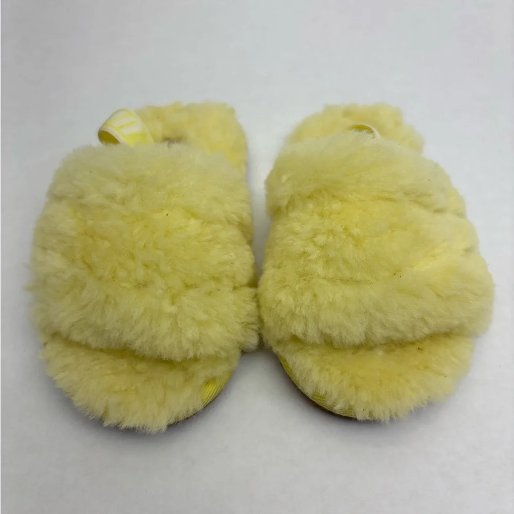 UGG Yellow Plush Slide Sandals kids SZ 7 baby